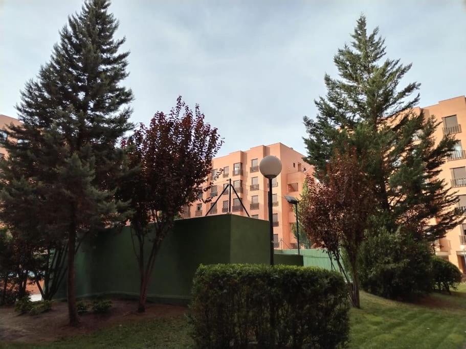 Apartamento Wanda Ifema Aeropuerto Jc Madrid